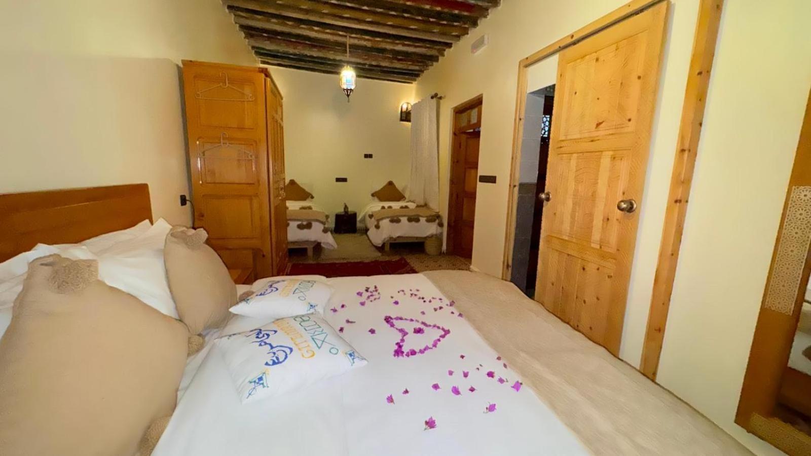 Gite Marbie Maison Rurale, Une Experience Naturelle Unique, Au Coeur Du Moyen Atlas, Maroc Kasba Tibouda Eksteriør bilde